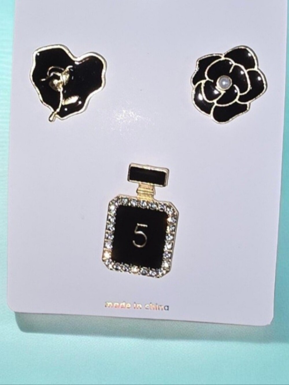 Black Floral and Perfume Bottle Stud Brooche Set
